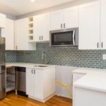 kitchen with quart countertop