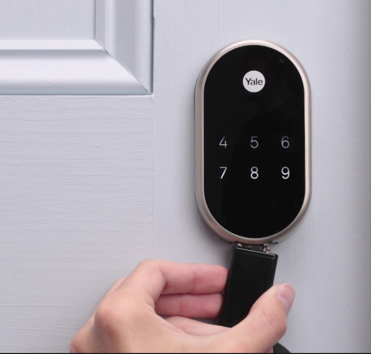 Nest x Yale Lock with 9V Emergency battery charge